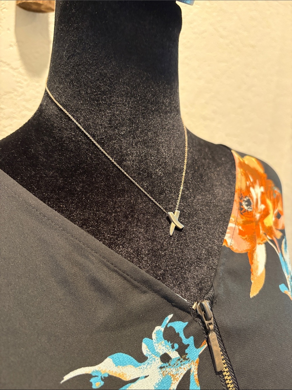 Tiffany & Co. 925 Necklace Paloma Picasso X Kiss  Pendant Necklace - Picture 2 of 9